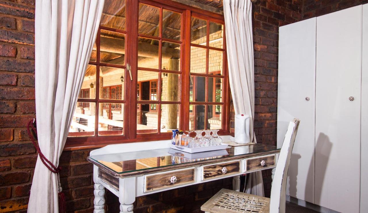 Storms River Guest Lodge Стормсривер Экстерьер фото