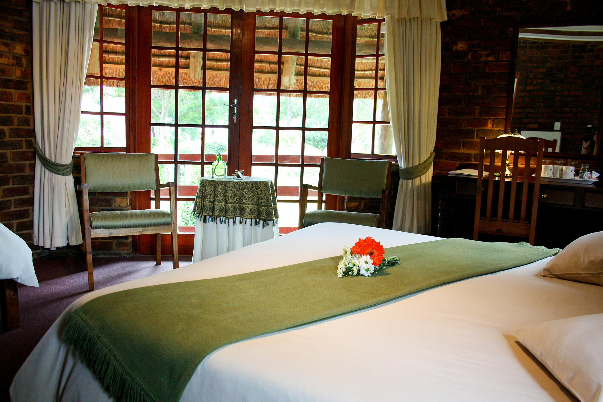 Storms River Guest Lodge Стормсривер Экстерьер фото